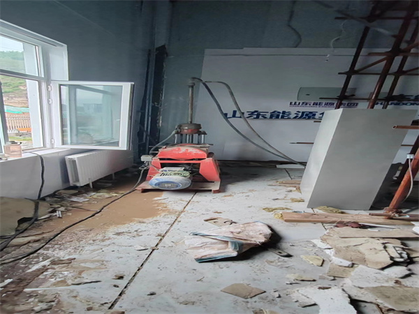 桦南地基基础下沉墙体裂缝加固注浆顶升施工